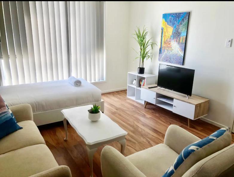Apartment Bright 1 Bedroom 5km To Surfers Paradise Gold Coast